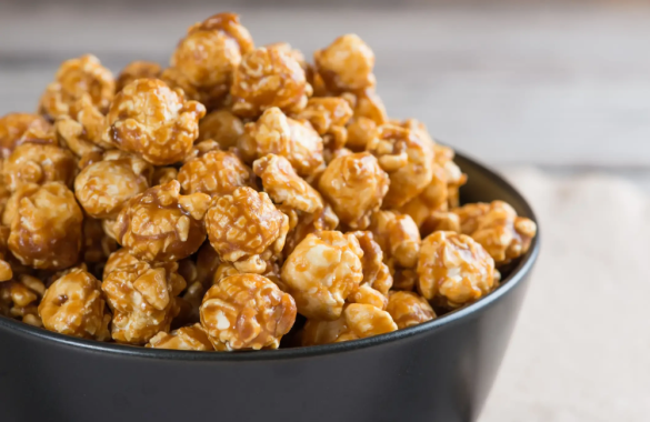 Receita de Pipoca Caramelizada em 10 passos