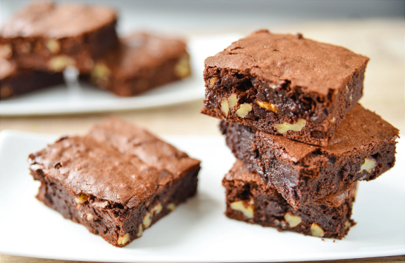 Receita de Brownie de Chocolate com Nozes em 8 passos