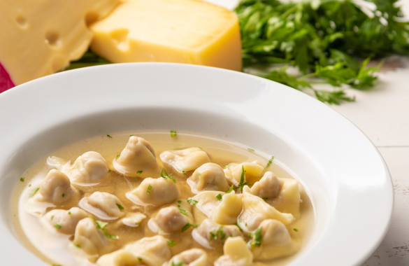 Receita de Capeletti de Frango na manteiga em 10 passos