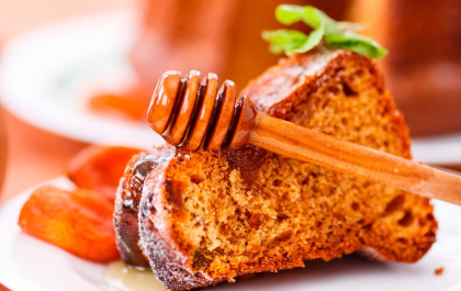 Receita de Bolo de Mel em 8 passos